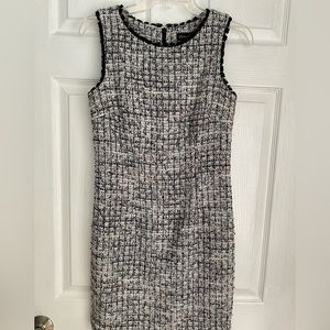 Sheath dress by Estelle and Finn